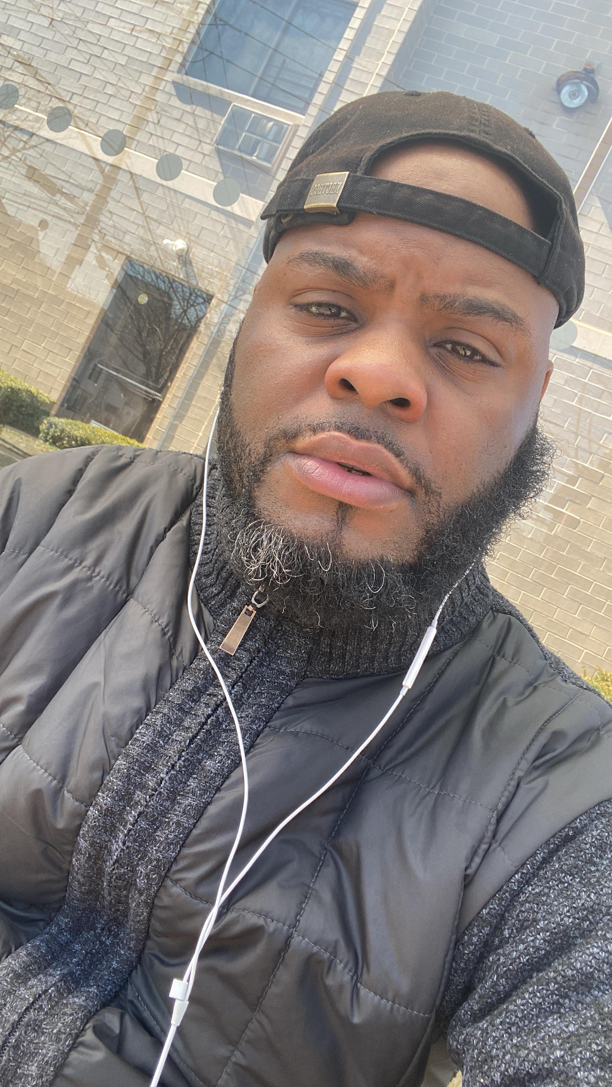 Cruise Brothers Travel Agent Raymond Johnson